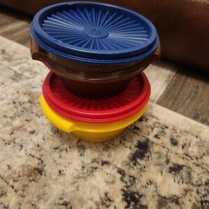 TUPPERWARE bowls